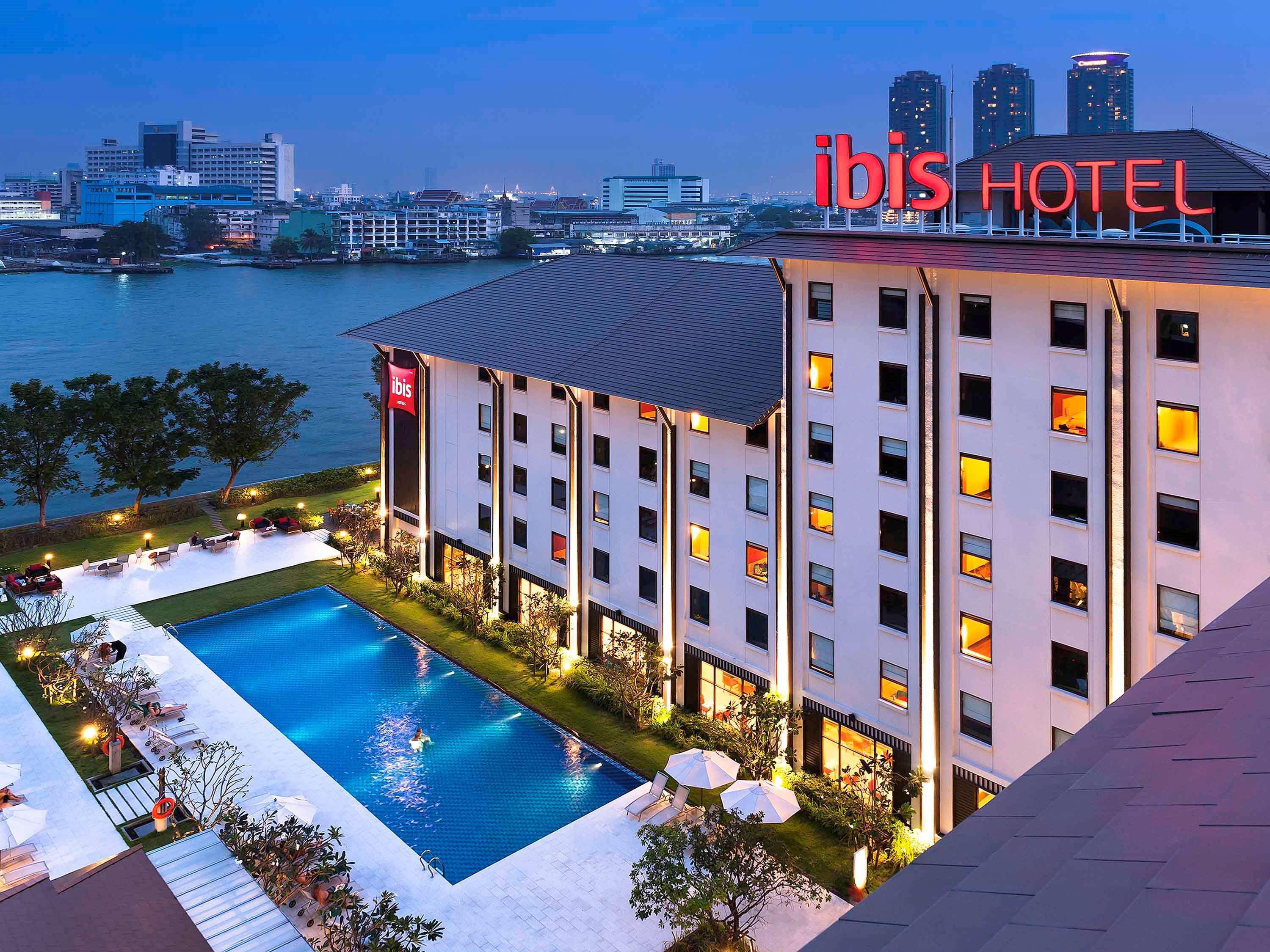 Ibis Bangkok Riverside Exterior foto