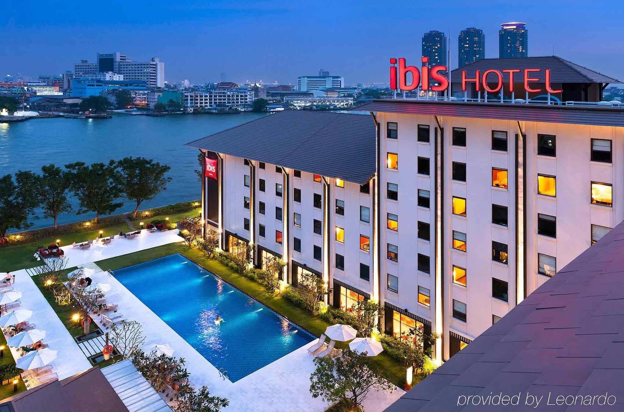 Ibis Bangkok Riverside Exterior foto